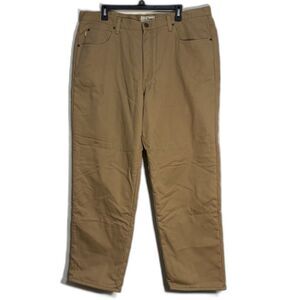 LL Bean Men's Relaxed Fit Lined Khaki pants 40 x 32 Cotton shell Poly liner